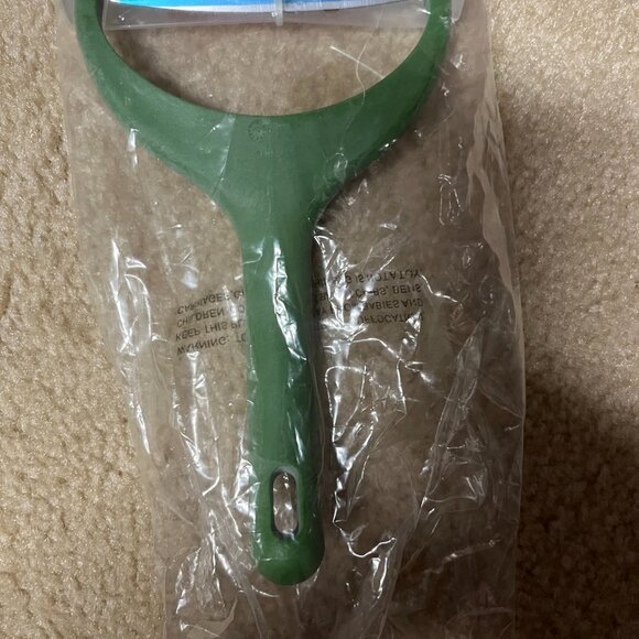 NIP Big Kuhn Rikon Original Swiss Peeler - Picture 3 of 9